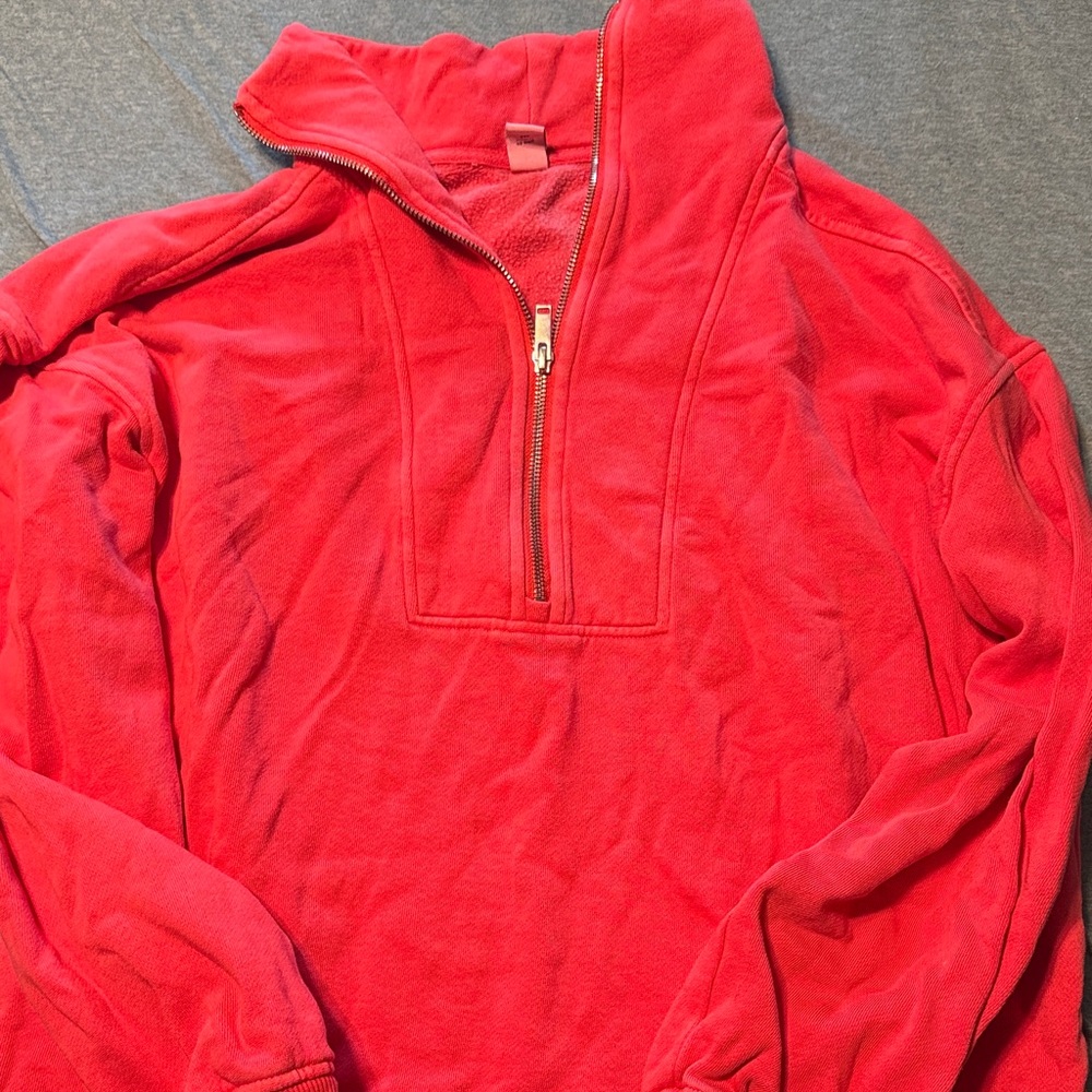Old Navy Men's Bright Red Zip-Up Sweater